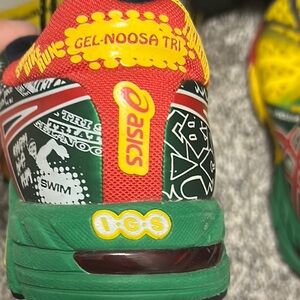 Asics Gel-Noosa Tri Red and Green Sneakers- Gently Used